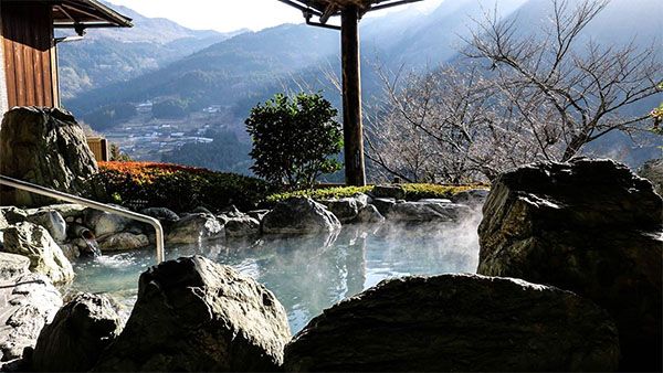 10 สถานที่ท่องเที่ยวว๊าวๆ ใน Tokushima ที่ต้องไปให้ได้